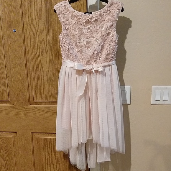 Zunie Other - Zunie size 12 sleeveless floral High-Low dress